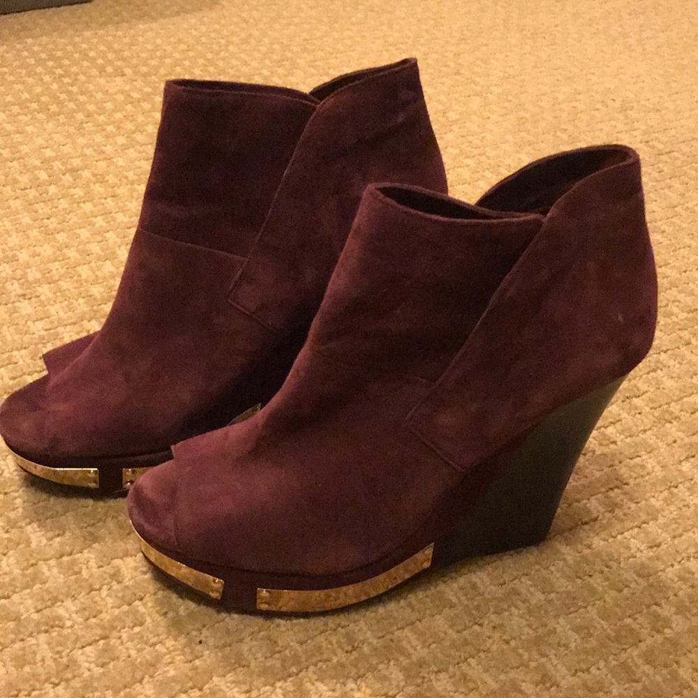 Vince Camuto Wedges 7